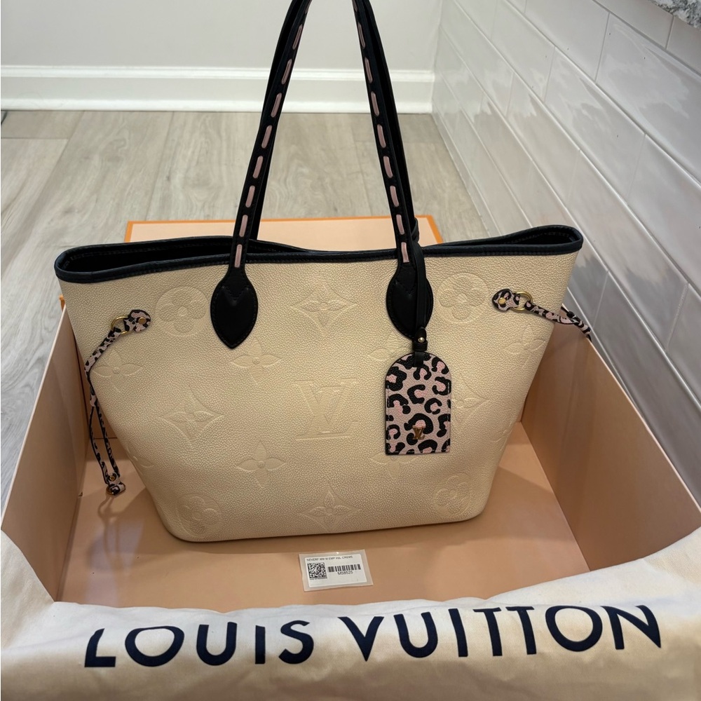 Authentic Louis Vuitton LIMITED Wild at Heart Monogrammed Neverfull- BAG ONLY